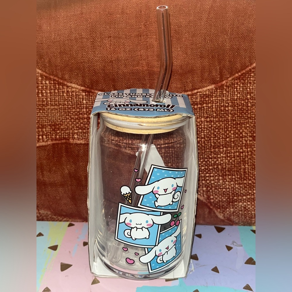 Sanrio Cinnamaroll Glass Thmbler with Bamboo Lid and Glass Straw NWT NEW